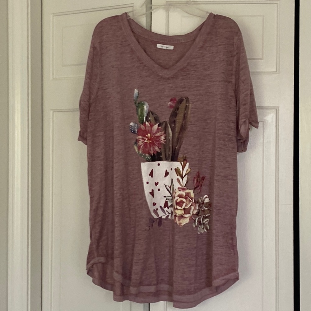 Maurices Mauve Graphic Cactus T-Shirt